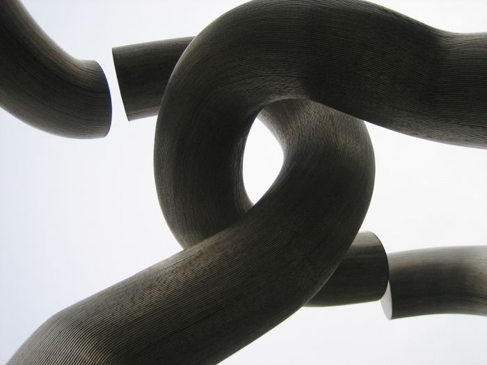 Picture: chain link sculpture, Berlin by Tanya Hart, license CC BY-SA 2.0