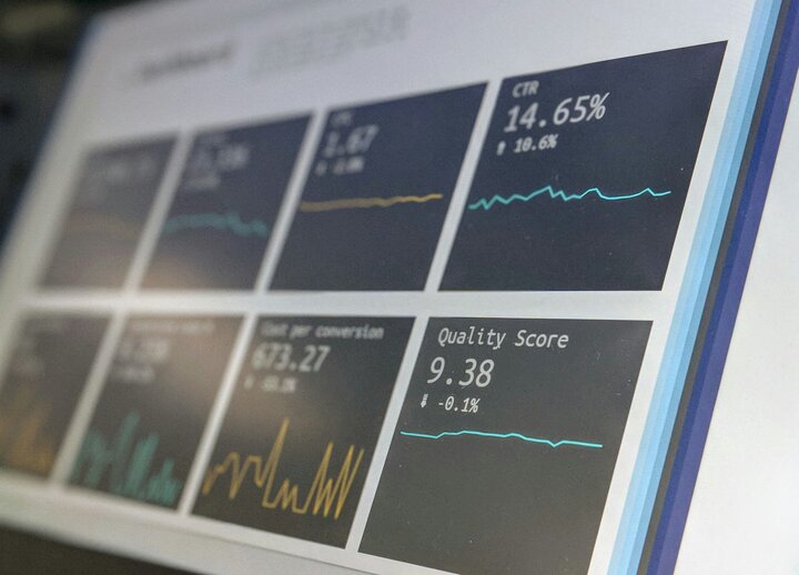 Developing Numeric Confidence and Statistical Literacy to Support Health Risk Communication: A Short Education Intervention for Journalism Students